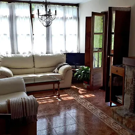Casa Rural La Llosica Apartamento